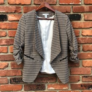 H&M Cropped 3/4th Blazer